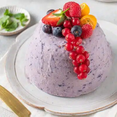 Beeren-Semifreddo