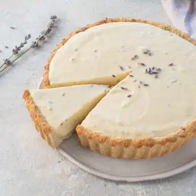 Lavendel-Käsekuchen
